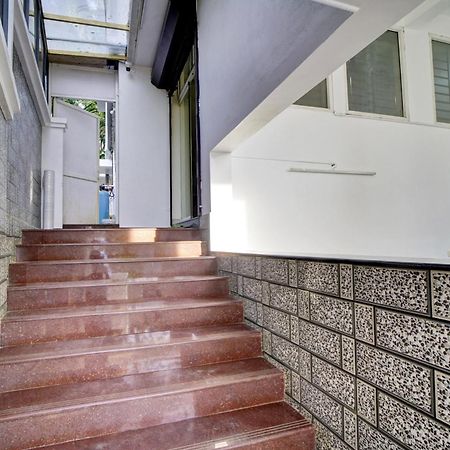 Hotel O Crystal Executive Suites Kochi Exterior foto